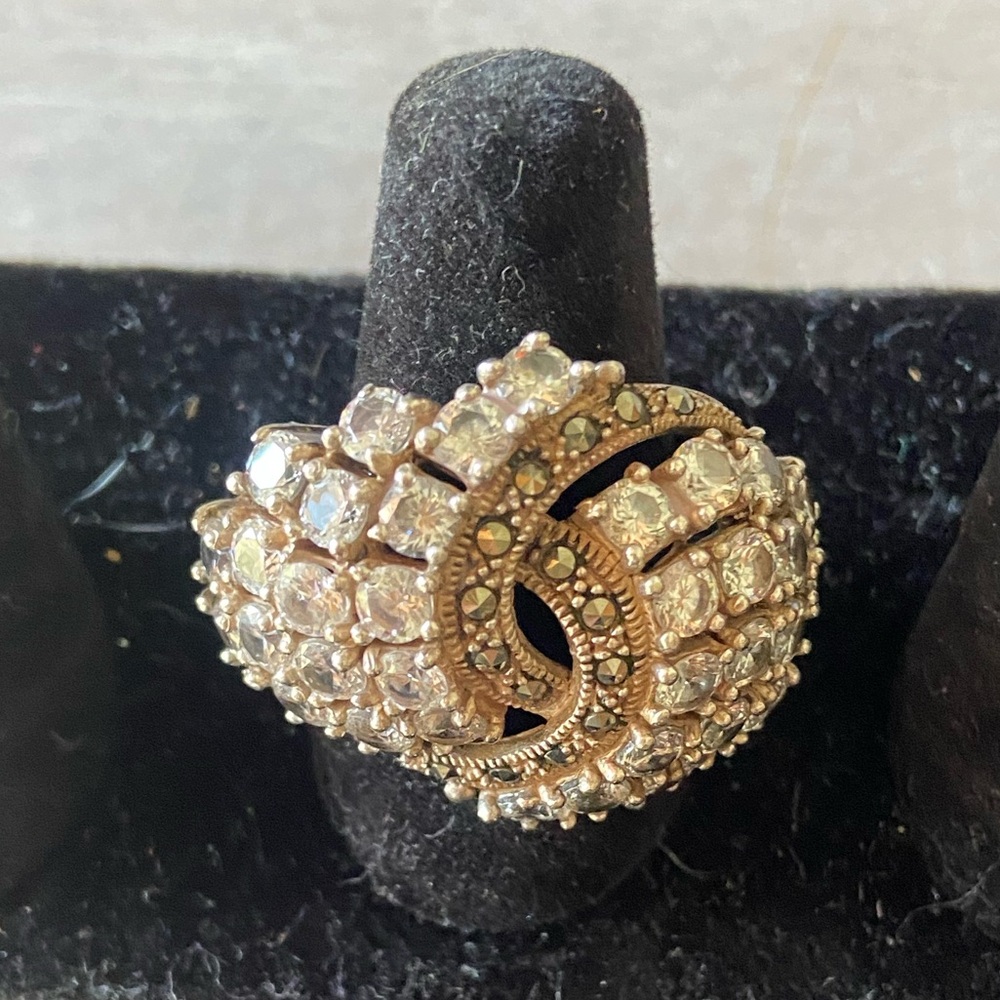 CZ stones cocktail ring with marcasite detail,imported from Brasil